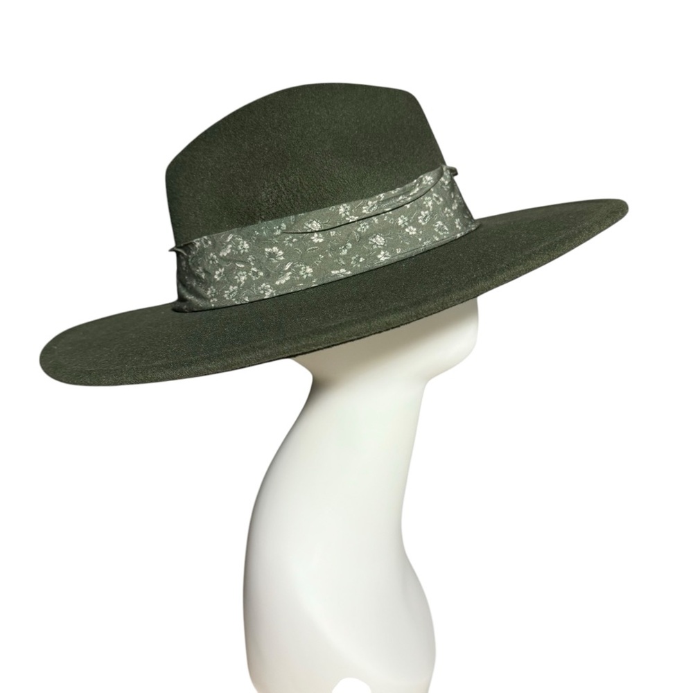 Elegant Green Women's Hat - Picture 2 of 9
